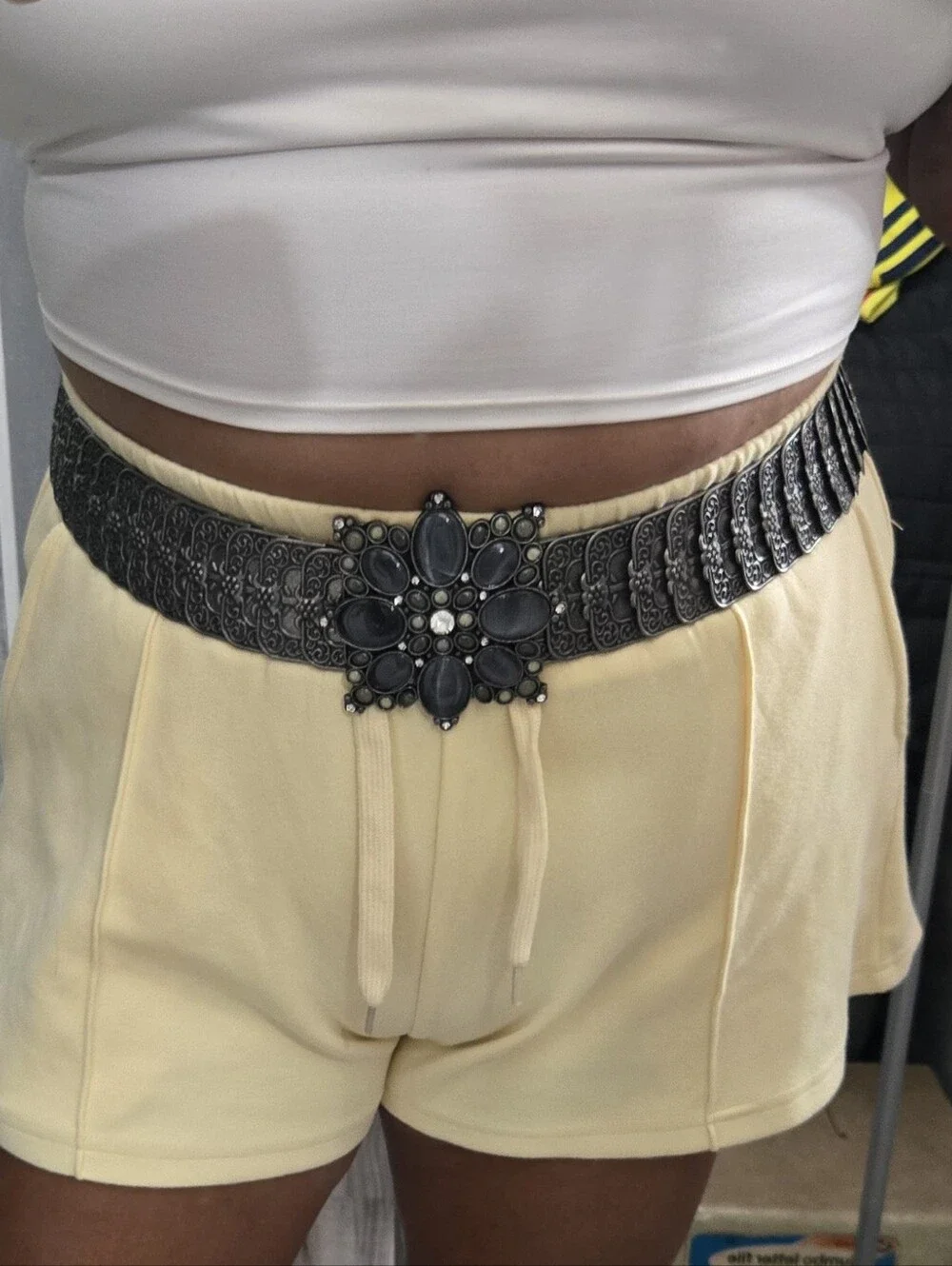 Women's Vintage Stretchy Band Pewter Belt Fits Medium To A Large Or XL